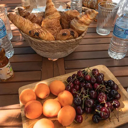 Apartment Le Cocon Mediterraneen - A 5 Min - Place De Parking - Barbecue - Terrasse *